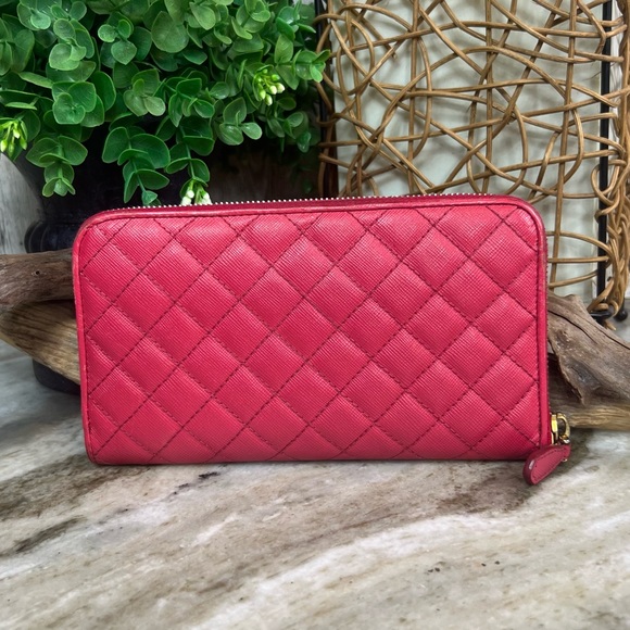 PRADA - Quilting wallet w/ box & COA - Picture 2 of 12